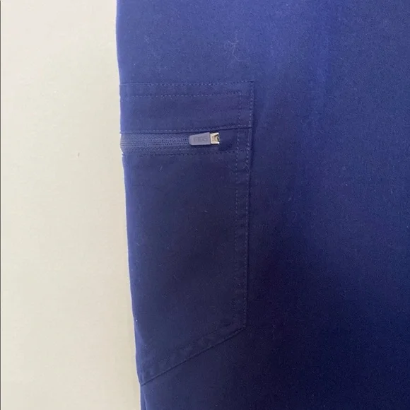 Figs Maternity Zamora Jogger Scrub Pants Lot Women's Size Medium Navy Medical - Picture 5 of 11